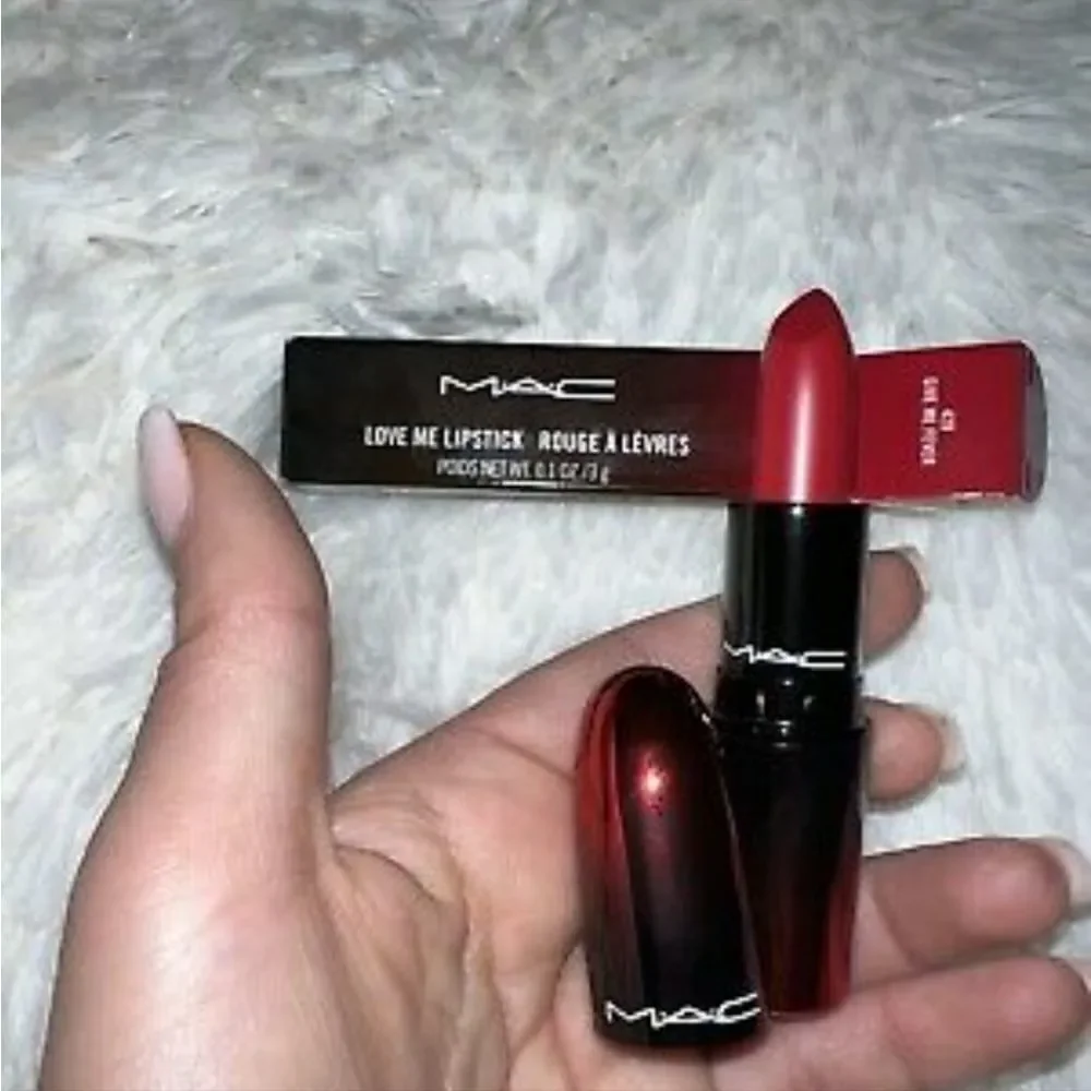 🎉🎉BEST SELLER🎉 Give Me Fever M.A.C Love Me Lipstick 0.1 oz /3g Full Size…